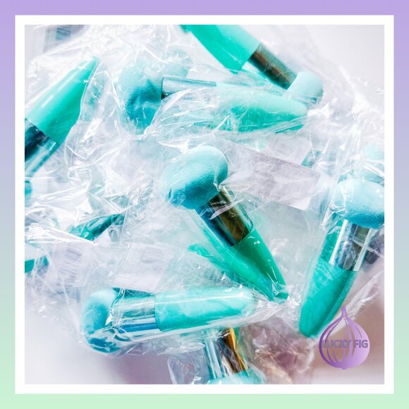 MAKE UP SPONGE APPLICATORS - SET OF 4 - Picture 4 of 12